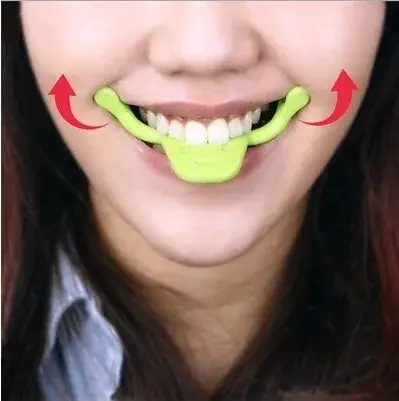 Charming Smile Straightener for Lips & Teeth - Image 2