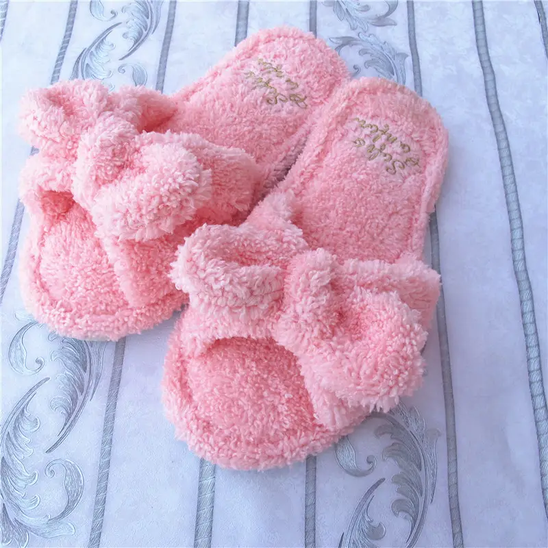 Women's Super Soft Furry Slippers White Waterproof