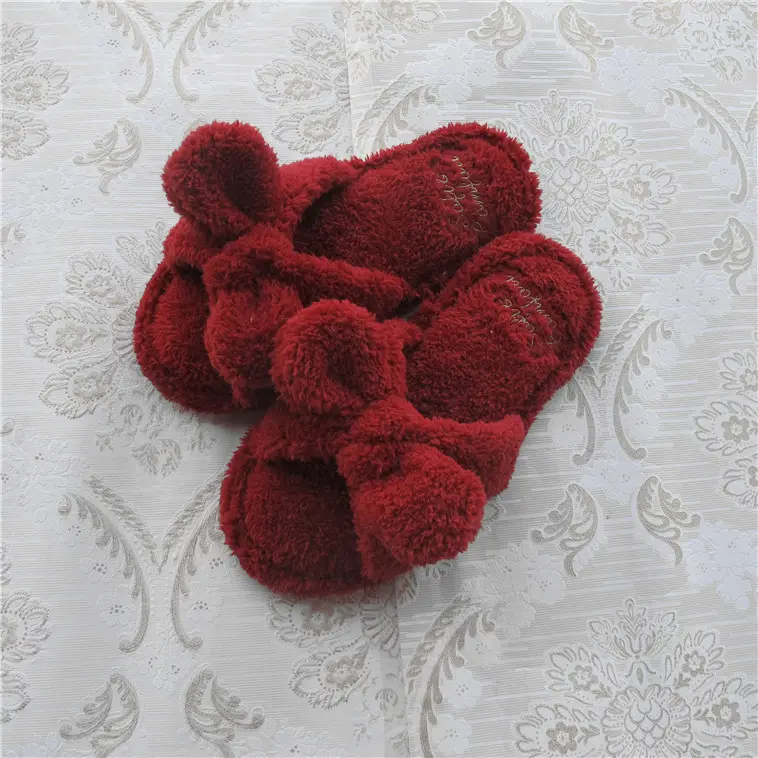Women's Super Soft Furry Slippers White Waterproof