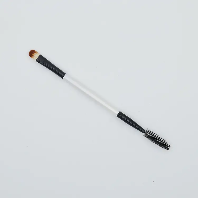 Double Headed Makeup Brushes with Wooden Handles - Image 3