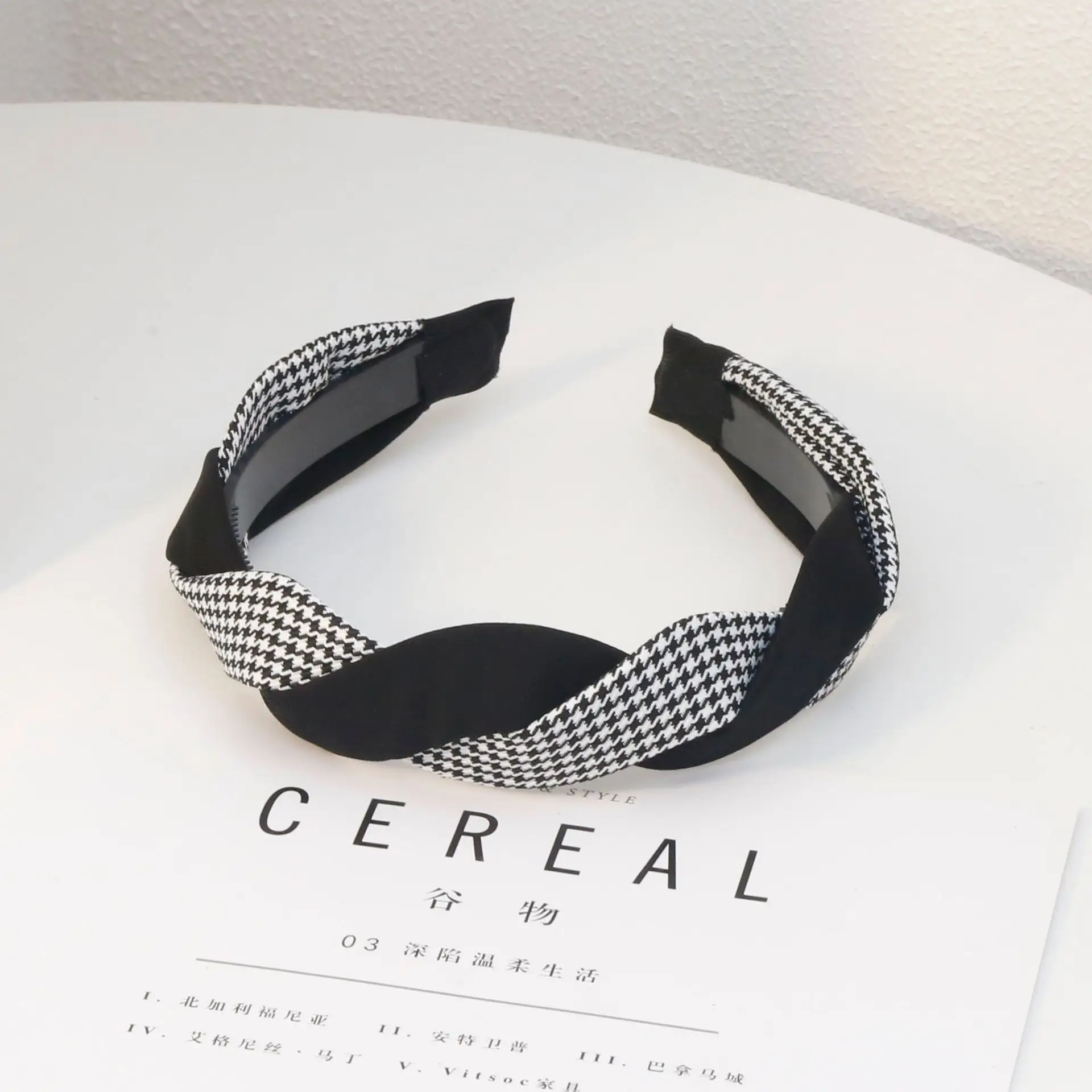 Korean New Retro Autumn Winter Headband for Women - Image 45