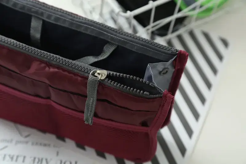 Double Zipper Makeup Wash Bag Thickened Multifunctional Storage — feature 17