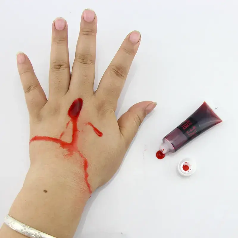 Halloween Blood Plasma Fake Blood Cosplay Vomit Prop — feature 4