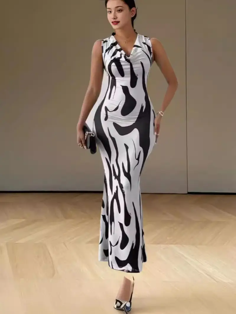 2024 V-Neck Hot Girl Skirt Dress Black White - Image 6