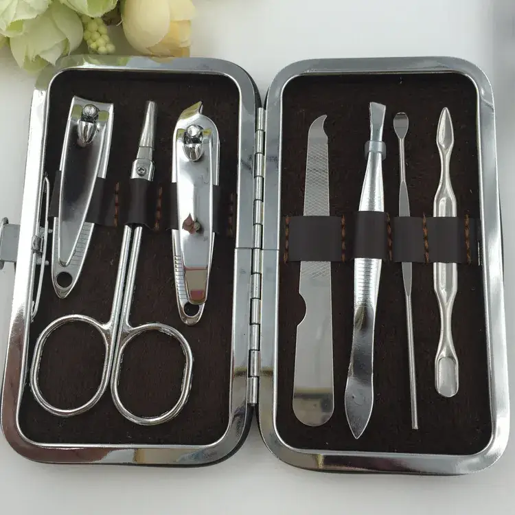 7 Piece Stainless Steel Manicure Set with Clipper - Image 3