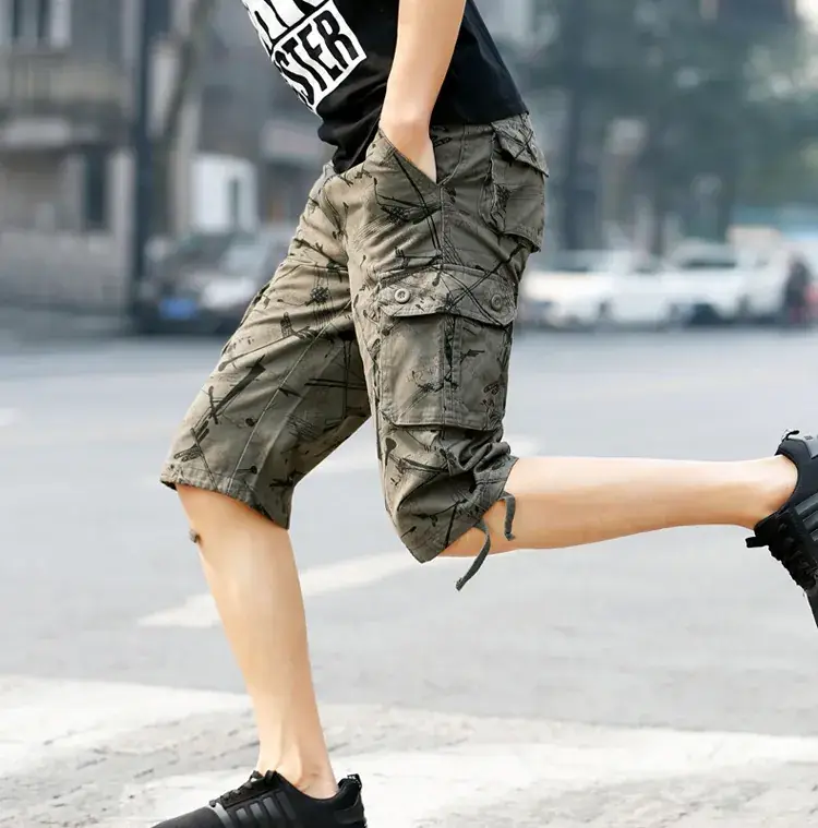 Men Camouflage Cargo Shorts Large Multi-Pocket Casual Pants