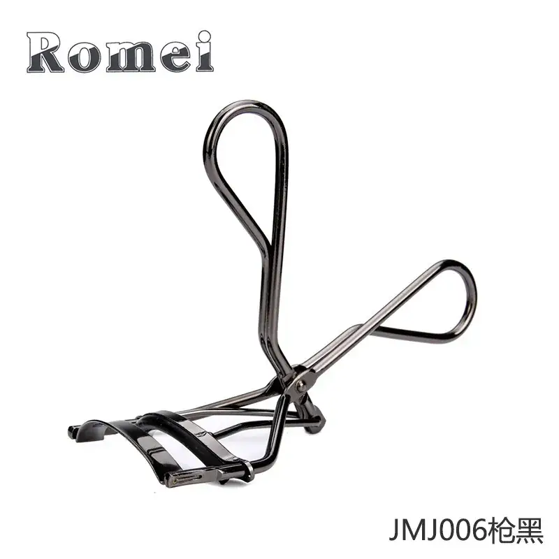 Black Metal Eyelash Curler with Silicone Strip - Image 2