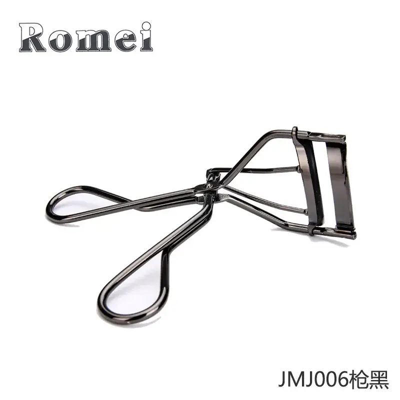 Black Metal Eyelash Curler with Silicone Strip - Image 3
