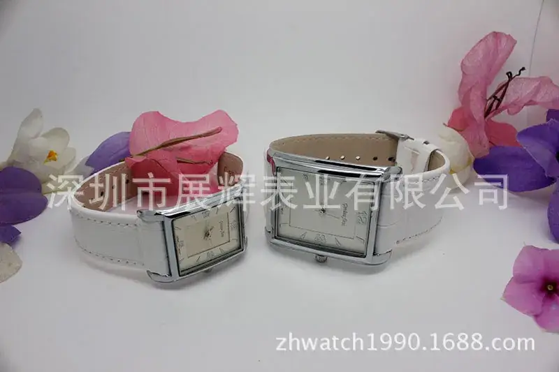 Square Watch Men Women Leather Strap Quartz Casual Couple Watch — feature 4