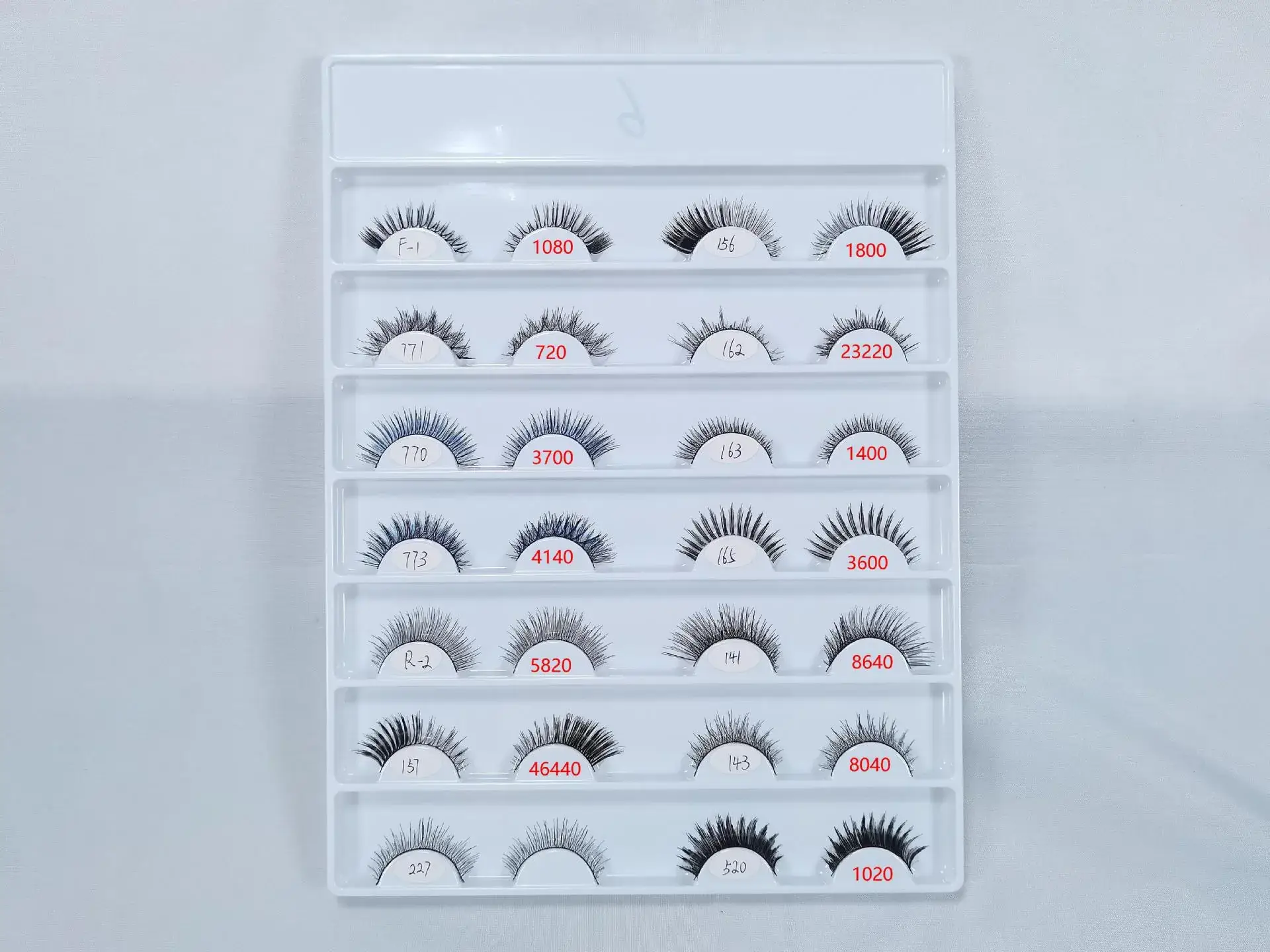 Handheld False Eyelashes Set for Makeup Application - Image 5