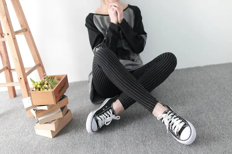 Women's Fleece Leggings Vertical Striped Warm Thickens — feature 10