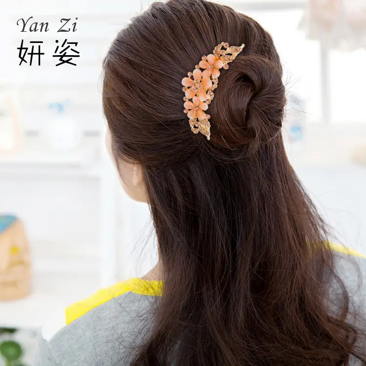Korean Style Diamond Hair Comb with 7 Teeth Vintage Bangs - Image 8