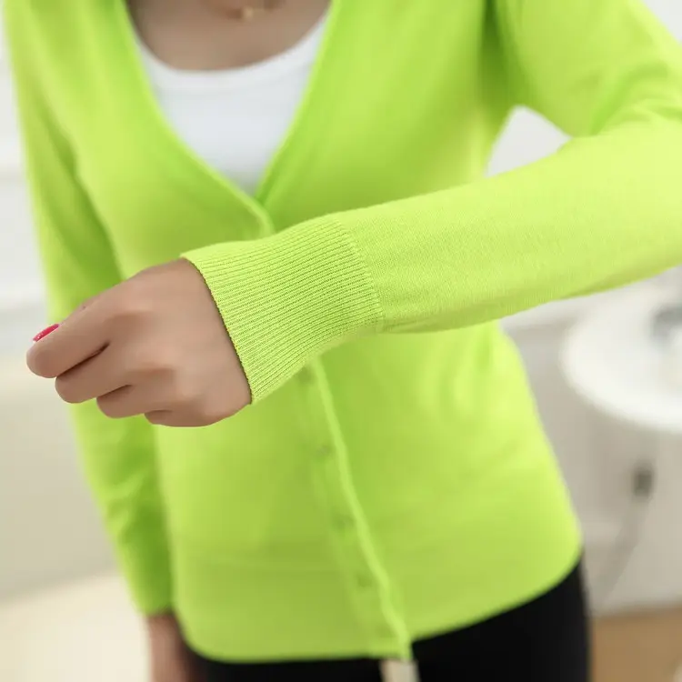 Red Knitted Cardigan for Women Large — feature 14