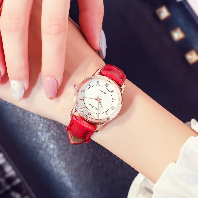 Women's Red Leather Band Quartz Watch Couple Watch - Image 11