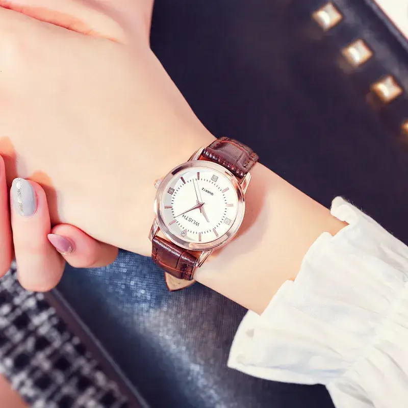 Women's Red Leather Band Quartz Watch Couple Watch - Image 13
