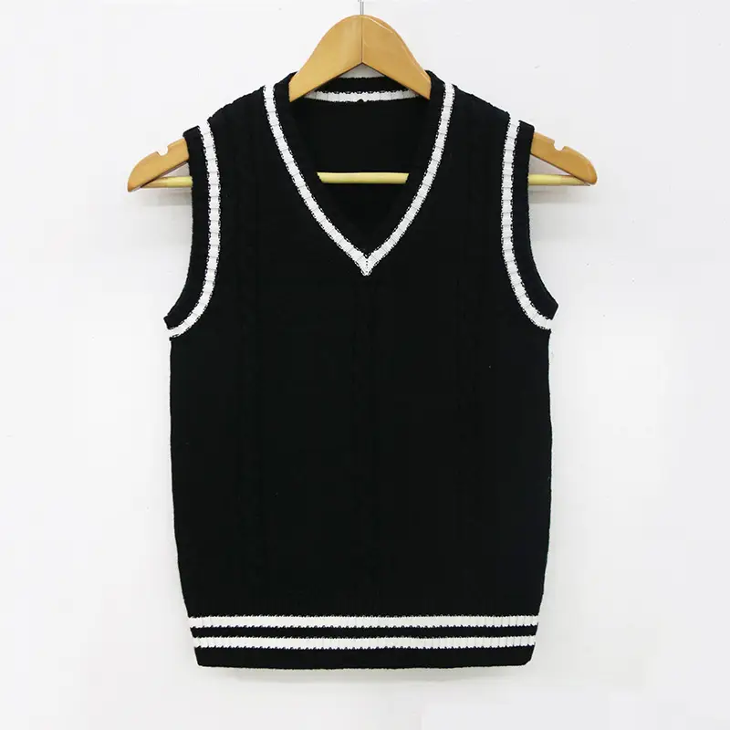 Japanese Style V Neck Sleeveless Vest Black White