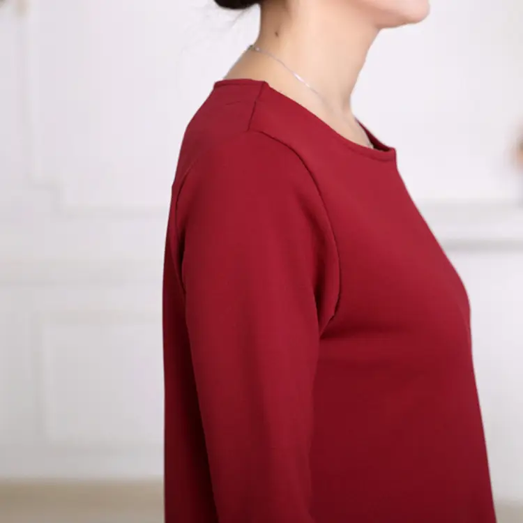 Red Long Sleeve Top Women Medium to XL Plain Design - Image 5
