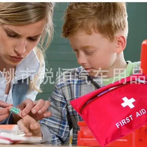 Red 20x14cm Car Emergency Medicine Bag - Image 3