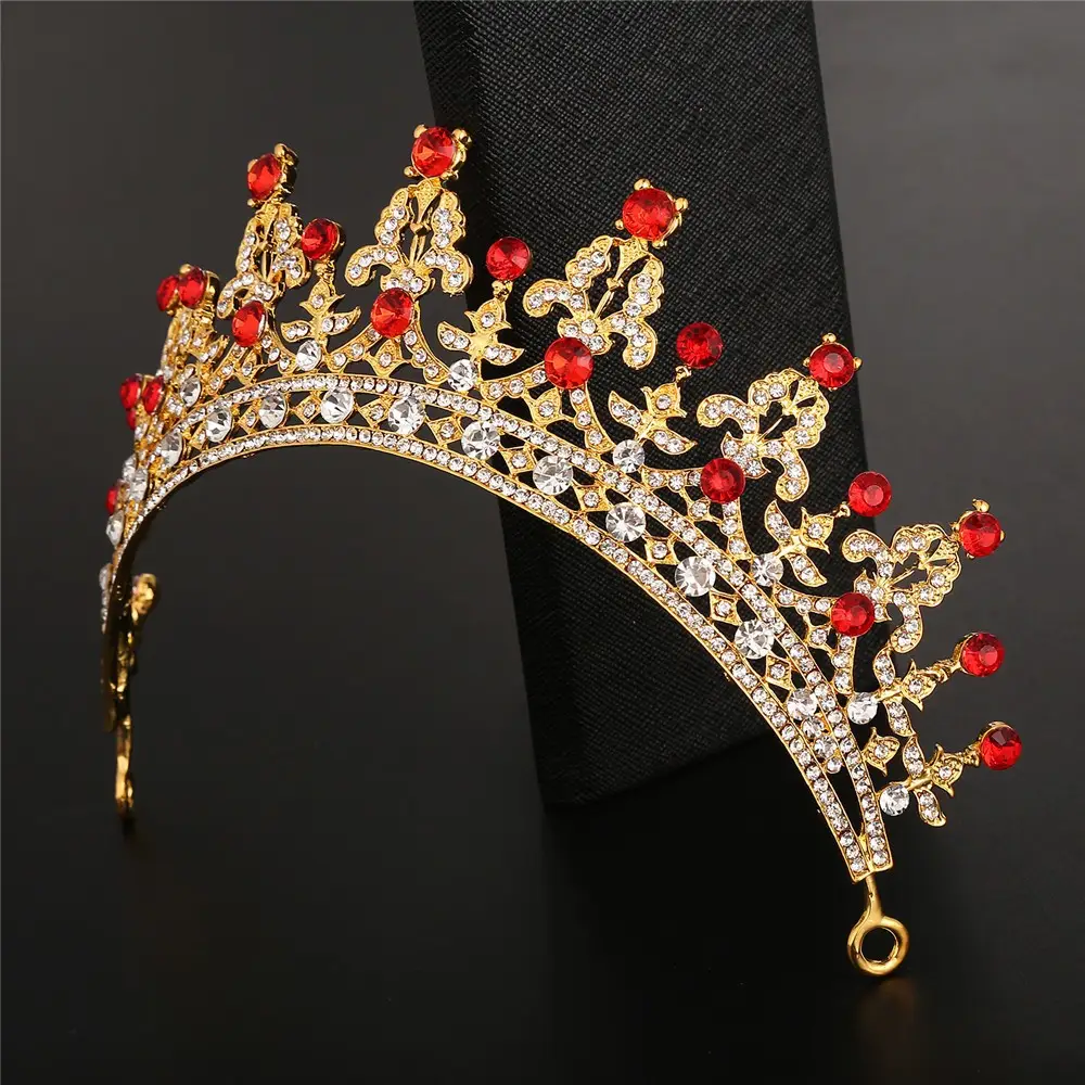 European & American Retro Gold Crystal Bridal Crown Hair Accessory - Image 4