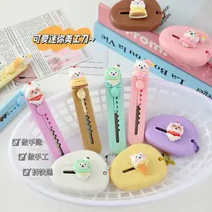 Portable Hair Massager Comb with Mirror, Candy Color — feature 3