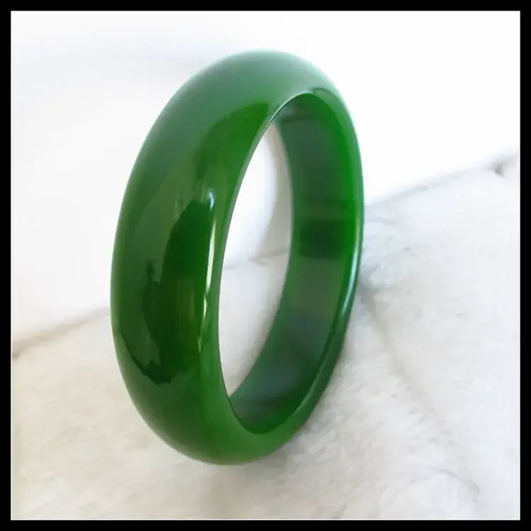 Green Flat Jade Bracelet Xinjiang Waimeng Material - Image 3