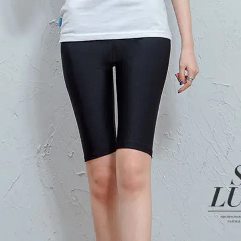 Black Slim Fit Stirrup Leggings with Foot Loops - Image 4