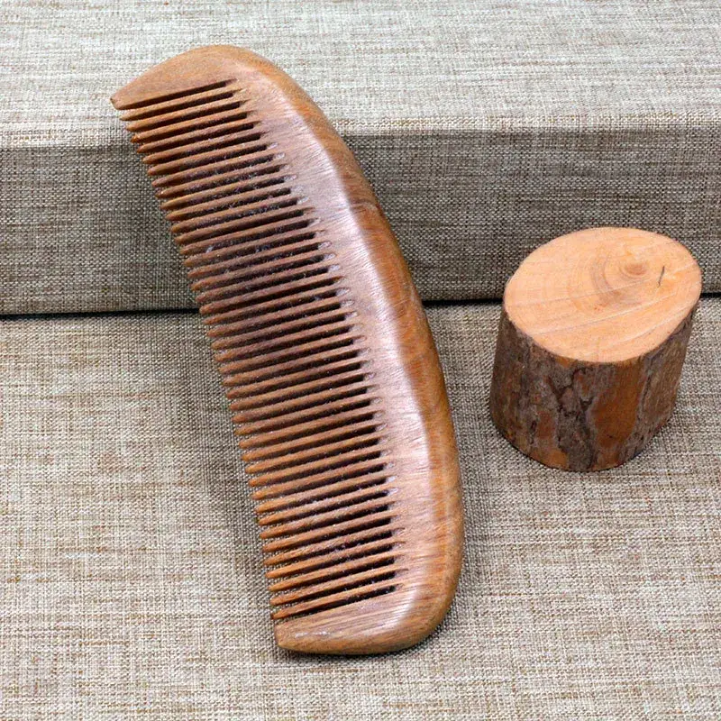 整木绿檀梳子月型细齿细齿.jpg