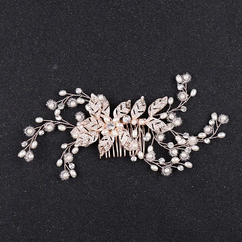 Bridal Hair Comb with Golden Leaf Design - Image 3