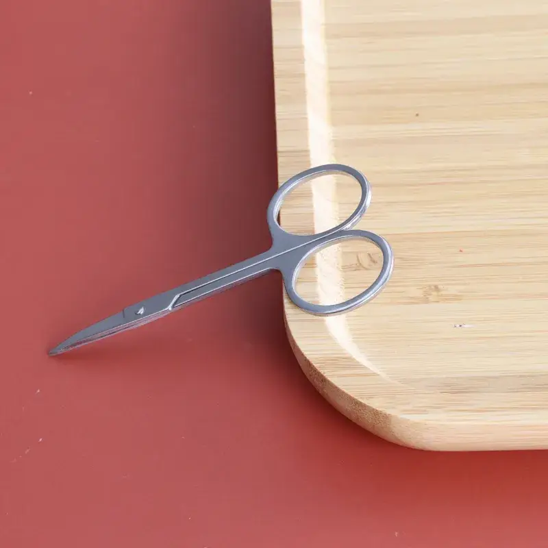 Stainless Steel Makeup Scissors for False Eyelashes & Brows - Image 4