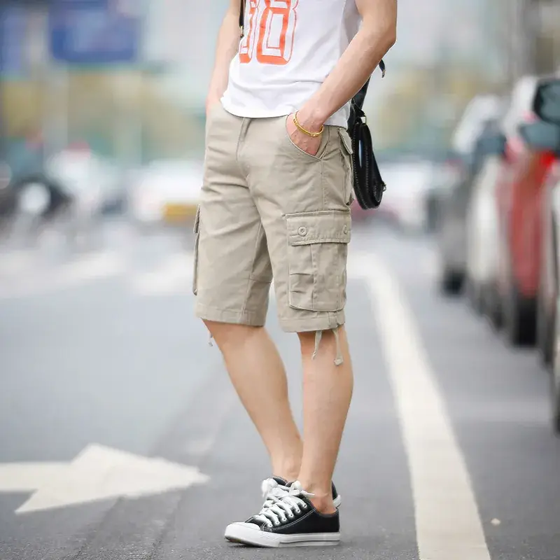 Men's Green Cargo Shorts with 5-Quilted Design - Image 8