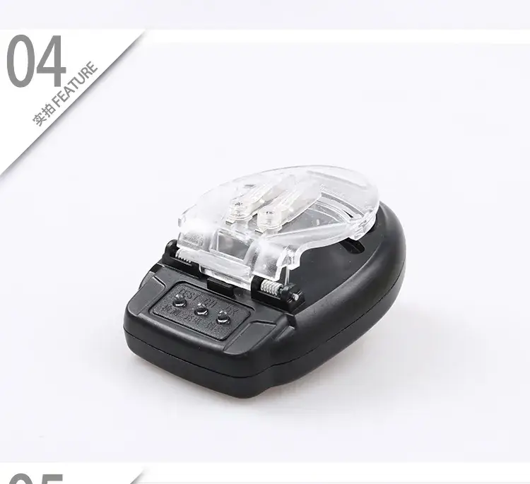Universal Black 3-Light Mobile Charger — feature 50