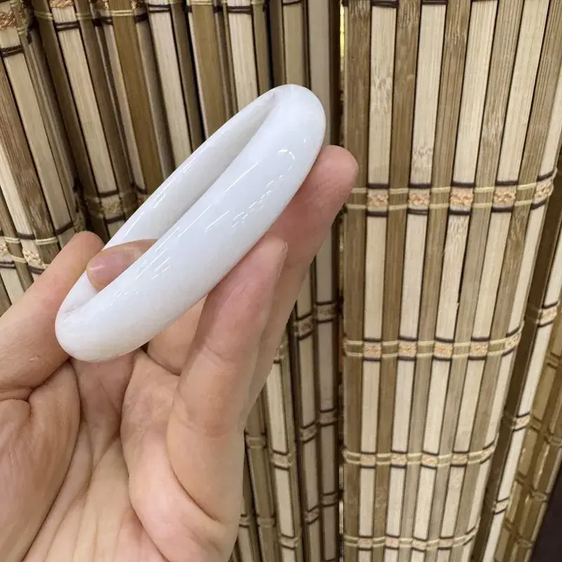 Xiuyu White Jade Bone Bracelet Large Diameter Almost Pure White