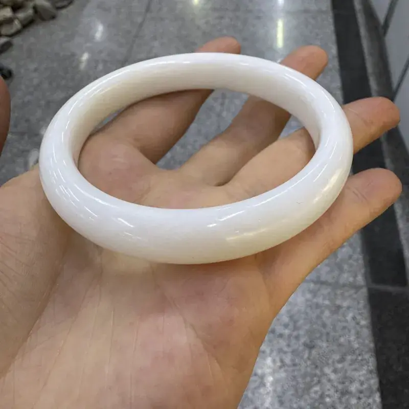 Xiuyu White Jade Bone Bracelet Large Diameter Almost Pure White