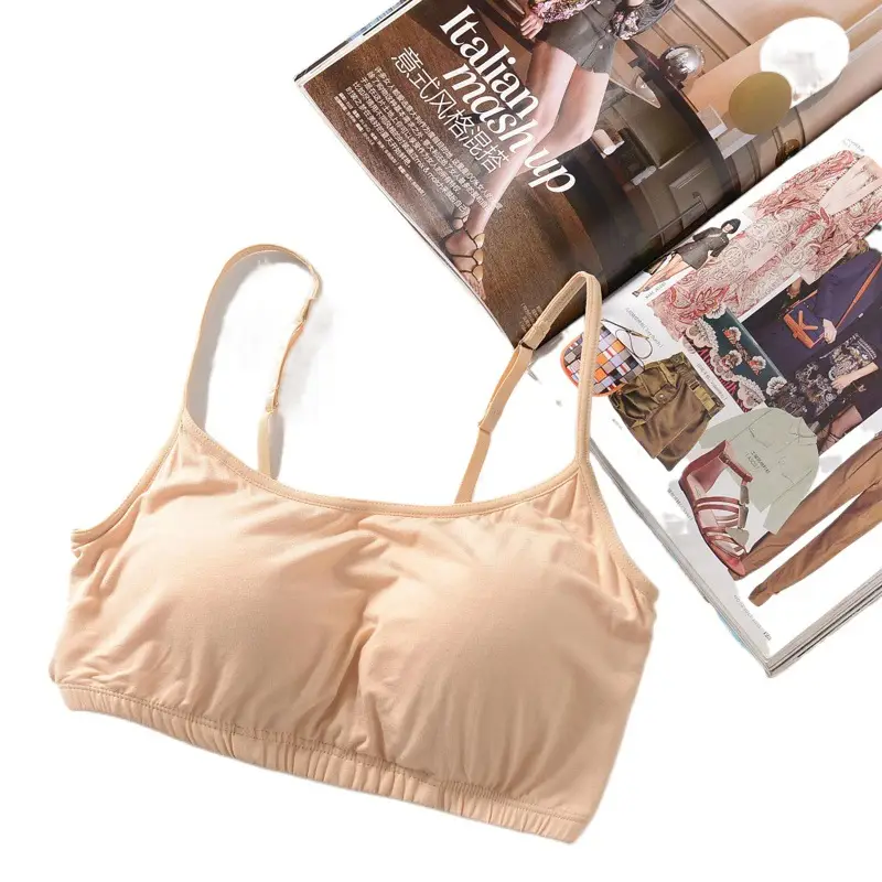Wire-Free Yoga Bra with Chest Pad & Half-Length Top