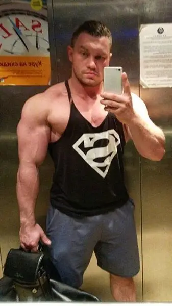 Marvel Men's Black Superman Bodybuilding Vest - Image 8