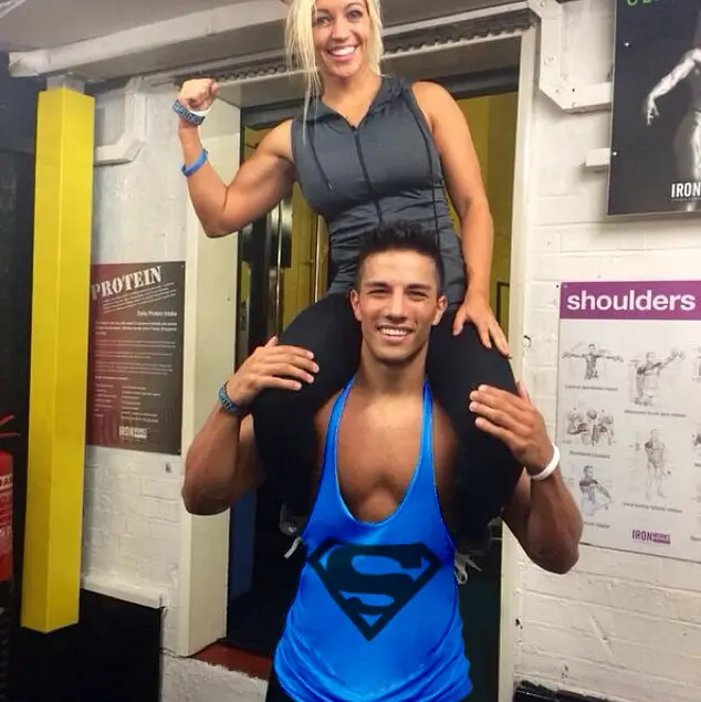 Marvel Men's Black Superman Bodybuilding Vest — feature 18