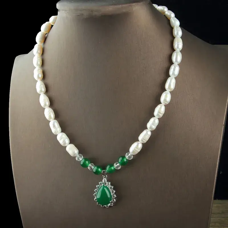 Natural Pearl Necklace with Jade Pendant, Mother's Style, Jade Jade Pendant - Image 2