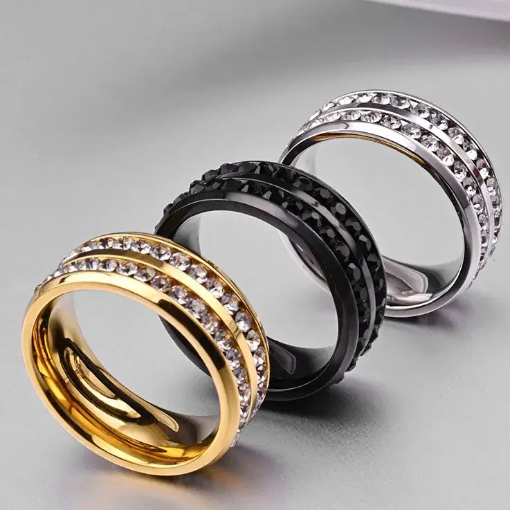 18K Gold Full Circle Diamond Ring for Men - Image 2