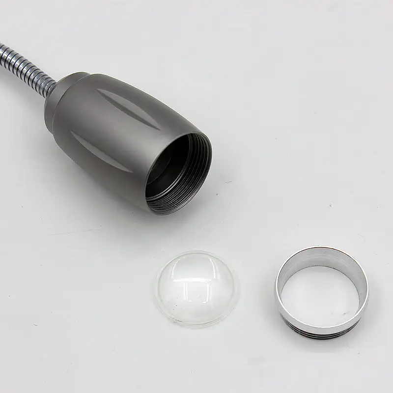 Rechargeable Magnet Rotating Flashlight with Zoom & Magnet - Image 3