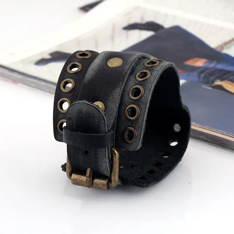 Fake Leather Watch Wide Strap Large Dial 25CM - Image 4