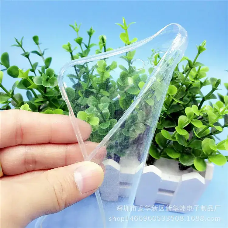 Apple iPhone 7 Plus Clear Silicone Anti-Fall Sleeve - Image 3