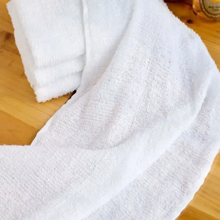 White Hotel Foot Bath Towel Set - Image 4