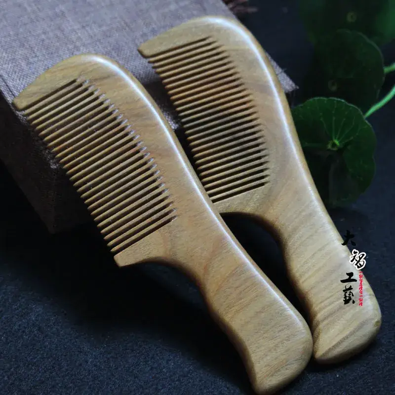 Green Sandalwood Wooden Combs Long Non-Splicing Craft - Image 3