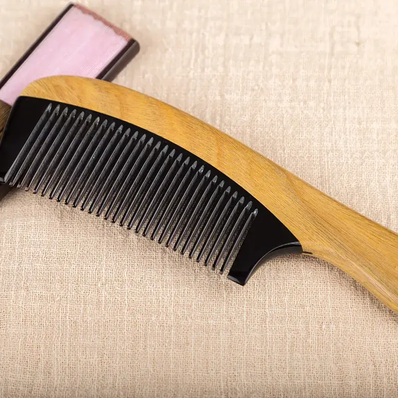 Green Sandalwood Curved Hair Comb for Hair Care - Image 5