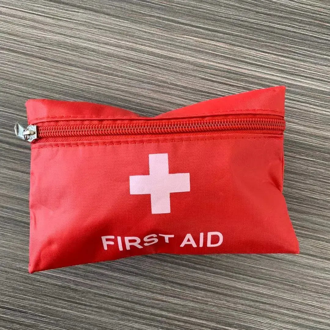 Outdoor First Aid Kit 8 Pcs Travel Medical Kit - Image 4