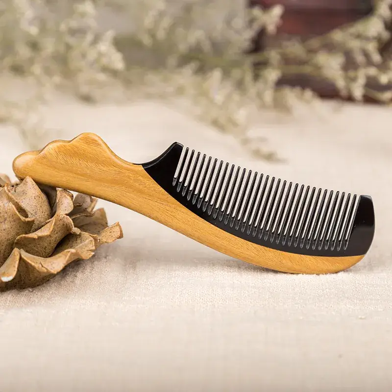 Green Sandalwood Horn Comb for Hair Styling - Image 5
