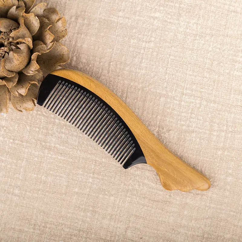 Green Sandalwood Horn Comb for Hair Styling - Image 6