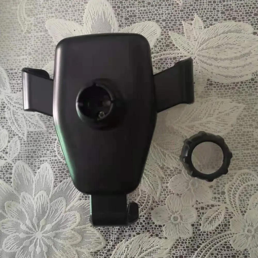 Car Wireless Charger with Suction Cup Holder - Image 3