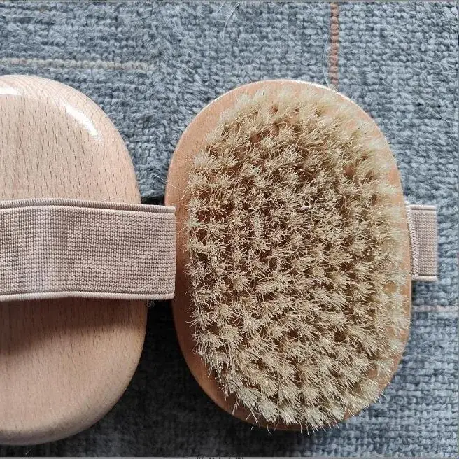 11x 7.5cm Beech Small Pig Hair Oval Hand Brush