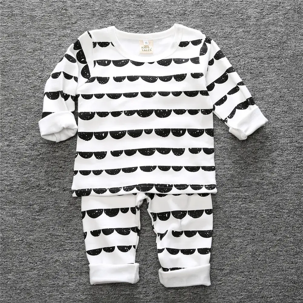 Children Cotton Pajama Set Yellow White Chevron Print - Image 3